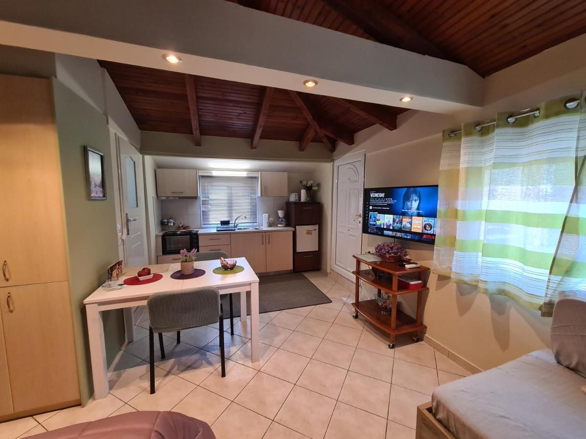 Semelia's Guest house Spáta Extérieur photo